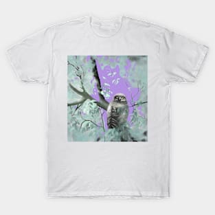 Owl in hiding T-Shirt